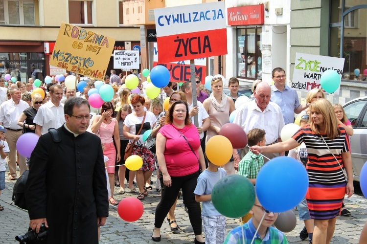 V Marsz dla Życia i Rodziny w Wodzisławiu Śl.