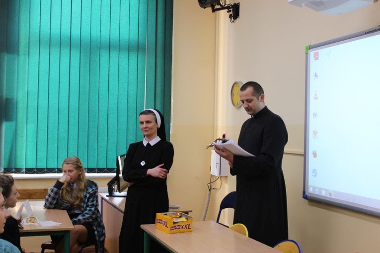 I Konkurs o ŚDM - finały w szkole "u Sióstr"