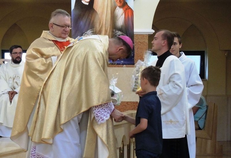 Poświęcenie Drogi Światła w Cygańskim Lesie