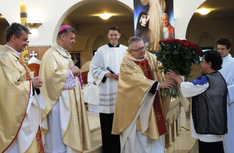 Poświęcenie Drogi Światła w Cygańskim Lesie