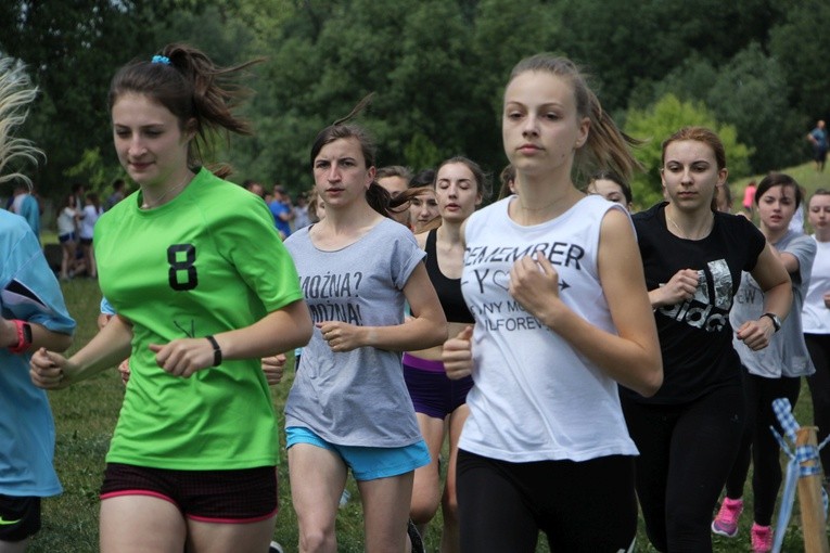 Bieg dla uczczenia 1050. rocznicy chrztu Polski, cz. I