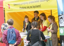 Pod projektem ustawy podpisało się już 120 tys. osób