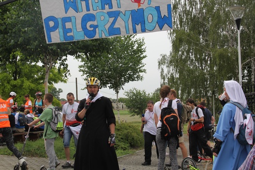 Pielgrzymka rolkowa do Rud (Paniówki)
