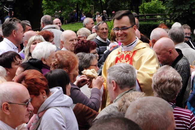 Talerz Miłosierdzia z Gwiazdami 