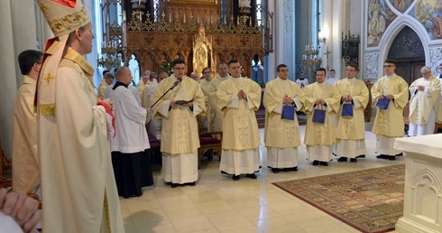 Radomscy diakoni dziękują za formację i święcenia