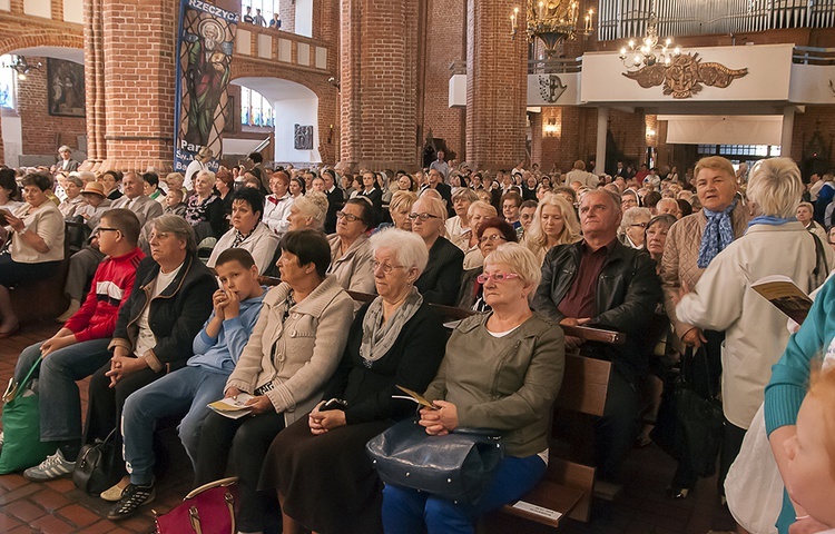 Celebracja odnowienia przyrzeczeń chrztu 