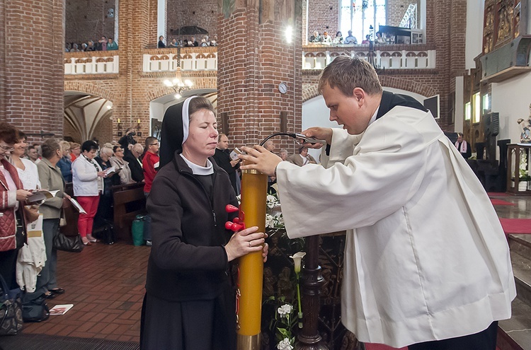 Celebracja odnowienia przyrzeczeń chrztu 