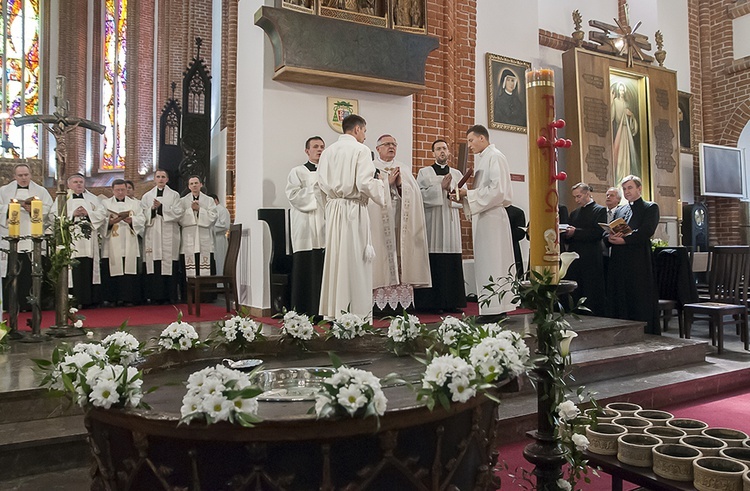 Celebracja odnowienia przyrzeczeń chrztu 