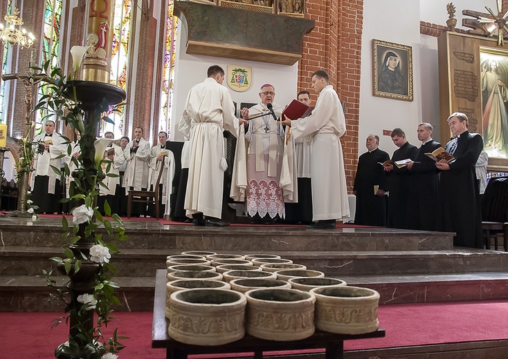 Celebracja odnowienia przyrzeczeń chrztu 