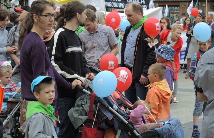 III Marsz dla Życia i Rodziny w Bielsku-Białej - 2016