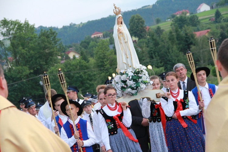 Ołtarz św. Antoniego w Męcinie