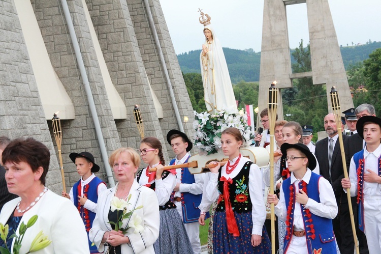 Ołtarz św. Antoniego w Męcinie