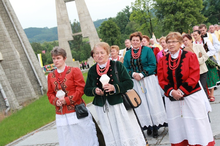 Ołtarz św. Antoniego w Męcinie