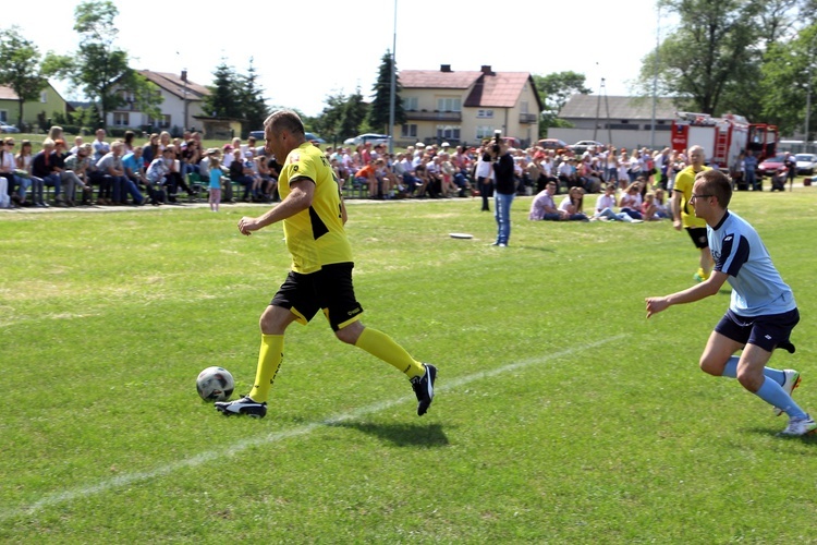 Mecz księży z oldbojami Widzewa Łódź