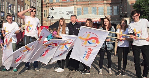 ▲	Lubisz działać, jesteś otwarty i masz skończone 18 lat? Zgłoś się i zostań wolontariuszem ŚDM.