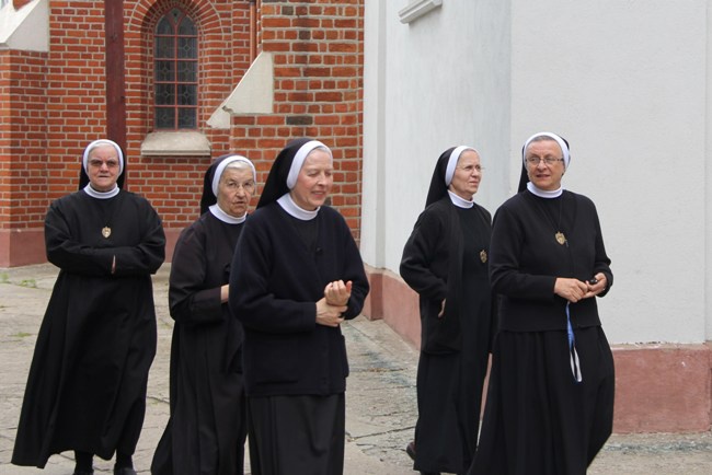 Siostry michalitki w Radomiu