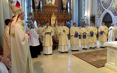 Podziękowanie za otrzymaną formację i święcenia.