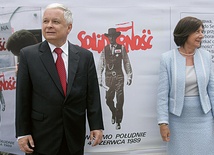 Lech Kaczyński z małżonką podczas 20. rocznicy wyborów z 4 czerwca 1989 r.