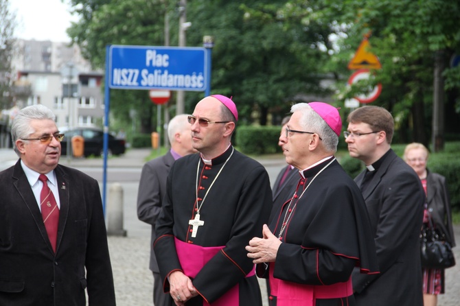 Wizyta prymasa Polski, abp. Wojciecha Polaka w KWK "Wujek"