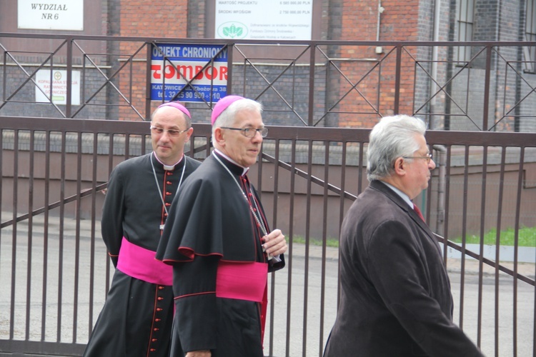 Wizyta prymasa Polski, abp. Wojciecha Polaka w KWK "Wujek"