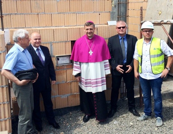 Wmurowanie kamienia węgielnego w Domu św. Józefa w Andrychowie