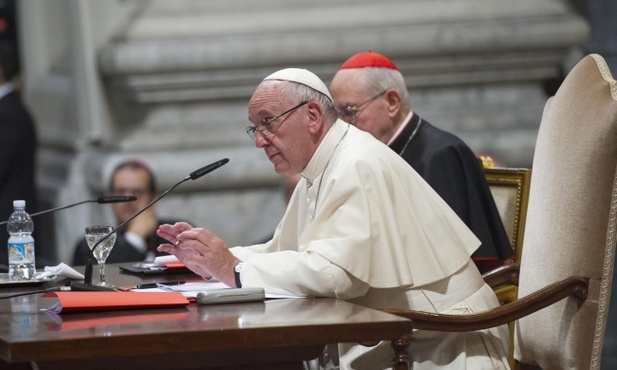 Papież: Duszpasterstwo rodzin otwarte na wszystkich