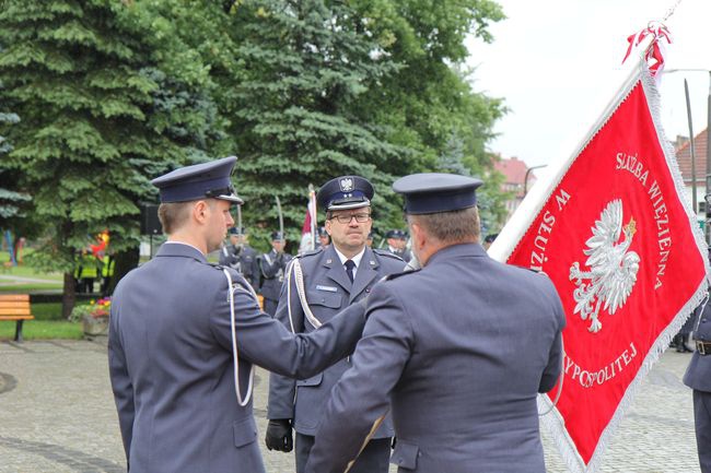 Poświęcenie sztandaru aresztu w Międzyrzeczu