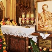 W sanktuarium św. abp. Józefa Bilczewskiego od Mszy św. rozpocznie się uroczystość poświęcenia pomnika