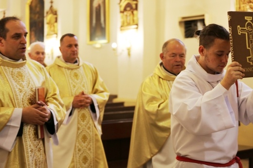 Znaki Bożego Miłosierdzia w bielskiej parafii Trójcy Przenajświętszej 