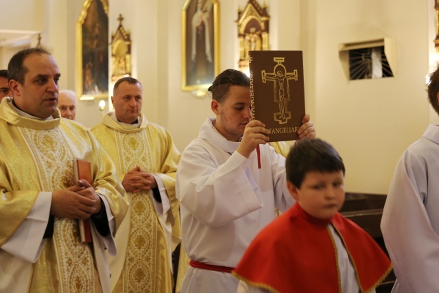 Znaki Bożego Miłosierdzia w bielskiej parafii Trójcy Przenajświętszej 