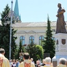 Poświęcenie pomnika św. abp. Bilczewskiego w Wilamowicach