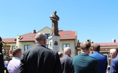 Poświęcenie pomnika św. abp. Bilczewskiego w Wilamowicach