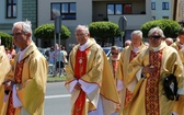 Poświęcenie pomnika św. abp. Bilczewskiego w Wilamowicach