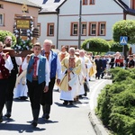 Poświęcenie pomnika św. abp. Bilczewskiego w Wilamowicach