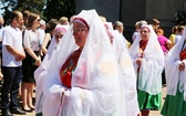 Poświęcenie pomnika św. abp. Bilczewskiego w Wilamowicach