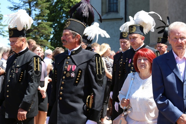 Poświęcenie pomnika św. abp. Bilczewskiego w Wilamowicach