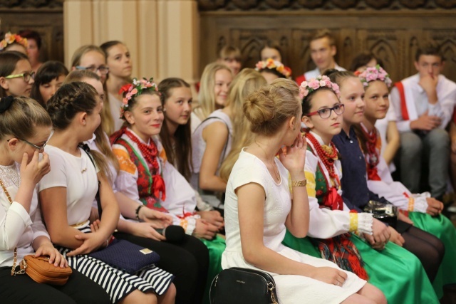 Poświęcenie pomnika św. abp. Bilczewskiego w Wilamowicach