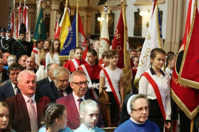 Poświęcenie pomnika św. abp. Bilczewskiego w Wilamowicach