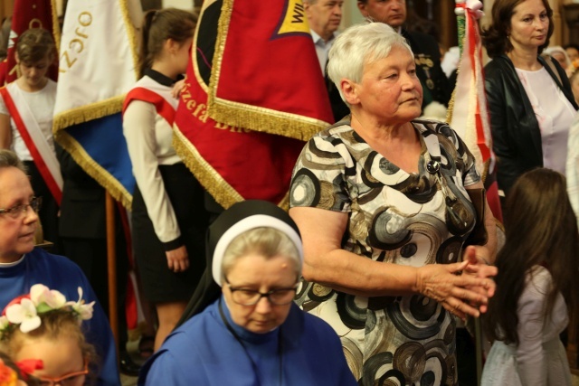 Poświęcenie pomnika św. abp. Bilczewskiego w Wilamowicach