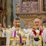 Poświęcenie pomnika św. abp. Bilczewskiego w Wilamowicach