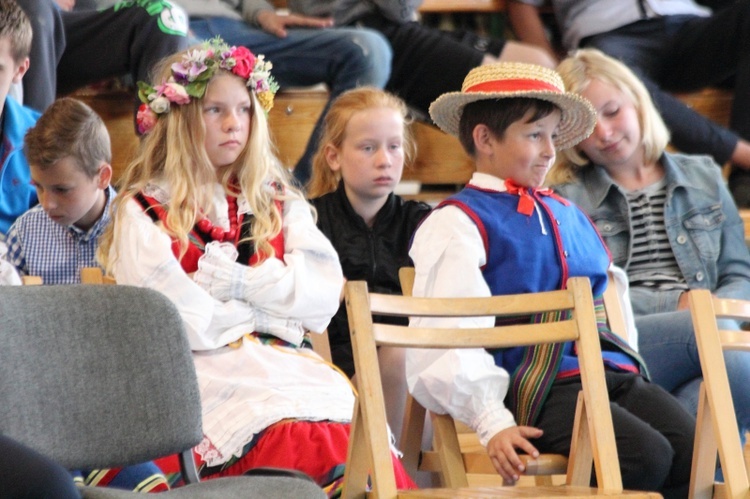 IX Festiwalu Pieśni i Piosenek Patriotycznych w Jezioranach