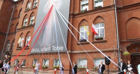 Uroczyste otwarcie Domu Miłosierdzia 