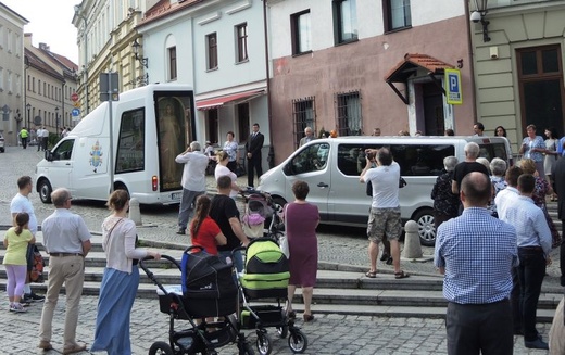 Pożegnanie Znaków Miłosierdzia w katedrze św. Mikołaja w Bielsku-Białej