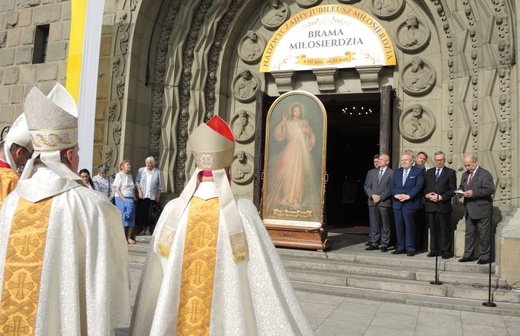 Pożegnanie Znaków Miłosierdzia w katedrze św. Mikołaja w Bielsku-Białej