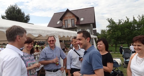 Zjedli 100 litrów zupy