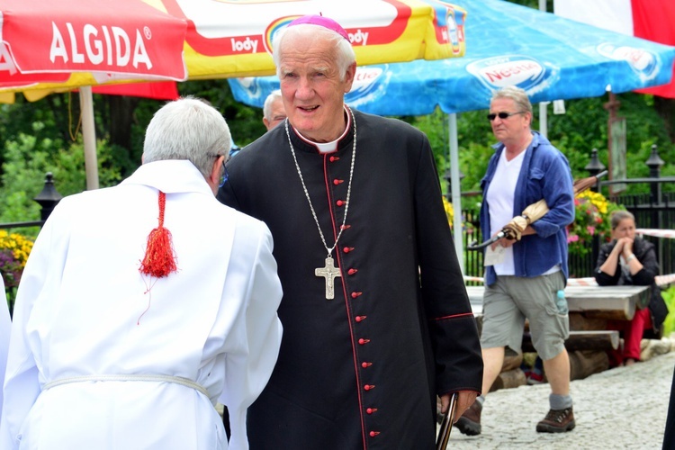 Góra Igliczna - przygotowanie do Mszy św. 