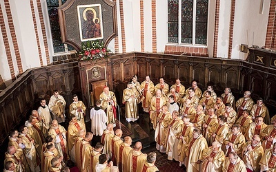 Wikariusze obejmą nowe parafie pod koniec wakacji, proboszczowie – od 1 lipca.