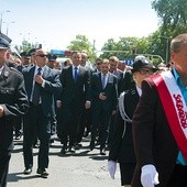 W uroczystościach wziął udział prezydent Andrzej Duda i przewodniczący „Solidarności” Piotr Duda. Na zdjęciu: przemarsz ze Stanisławówki na Stary Rynek.