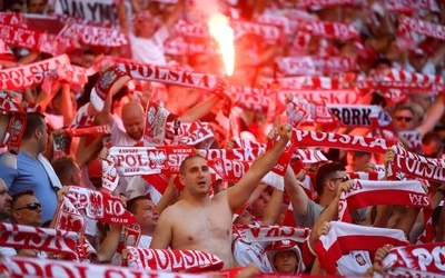 Biało-czerwona "sektorówka" czeka na awans i zgodę UEFA