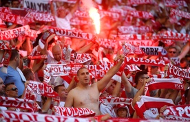 Biało-czerwona "sektorówka" czeka na awans i zgodę UEFA